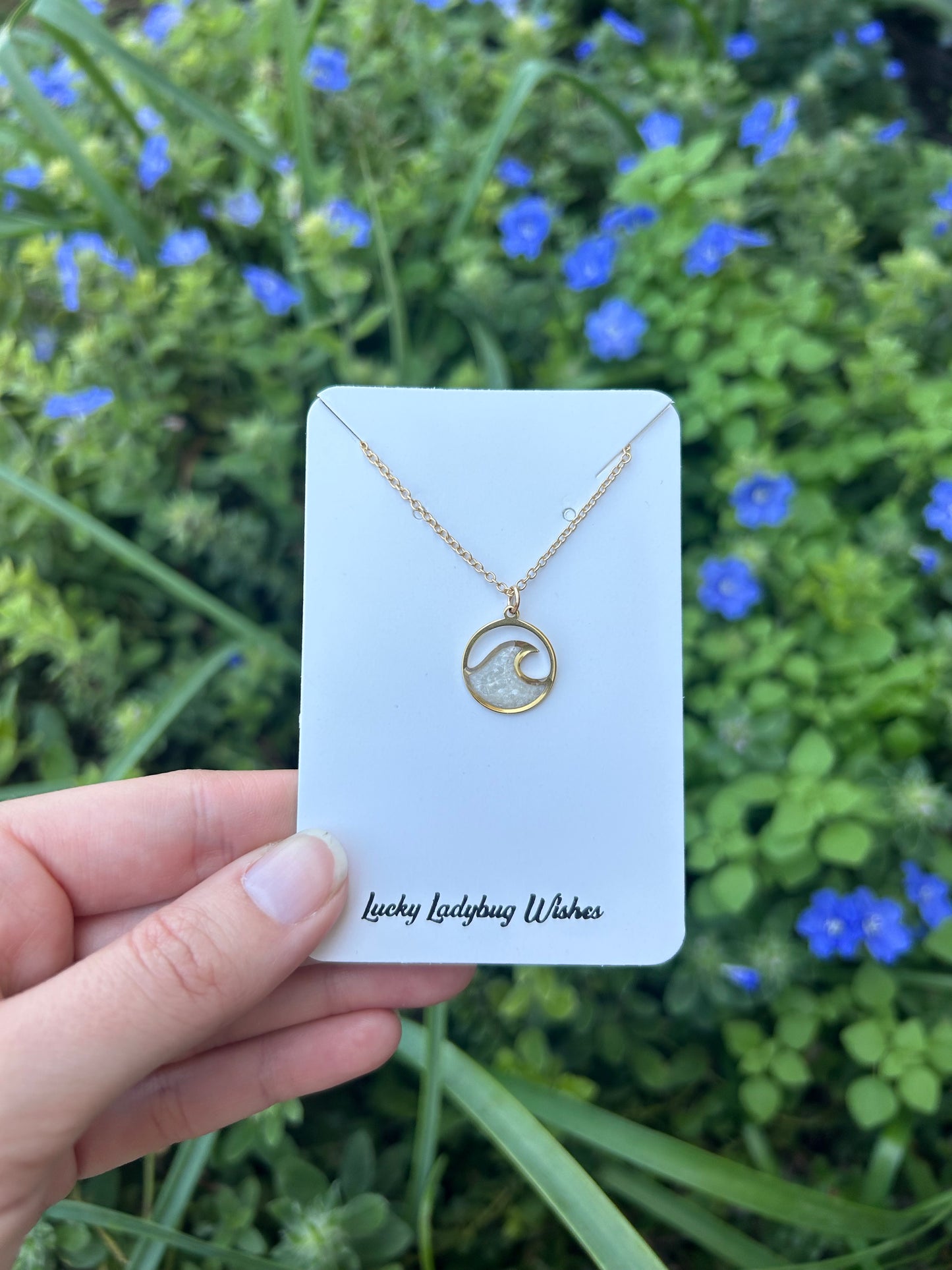 Wave necklace