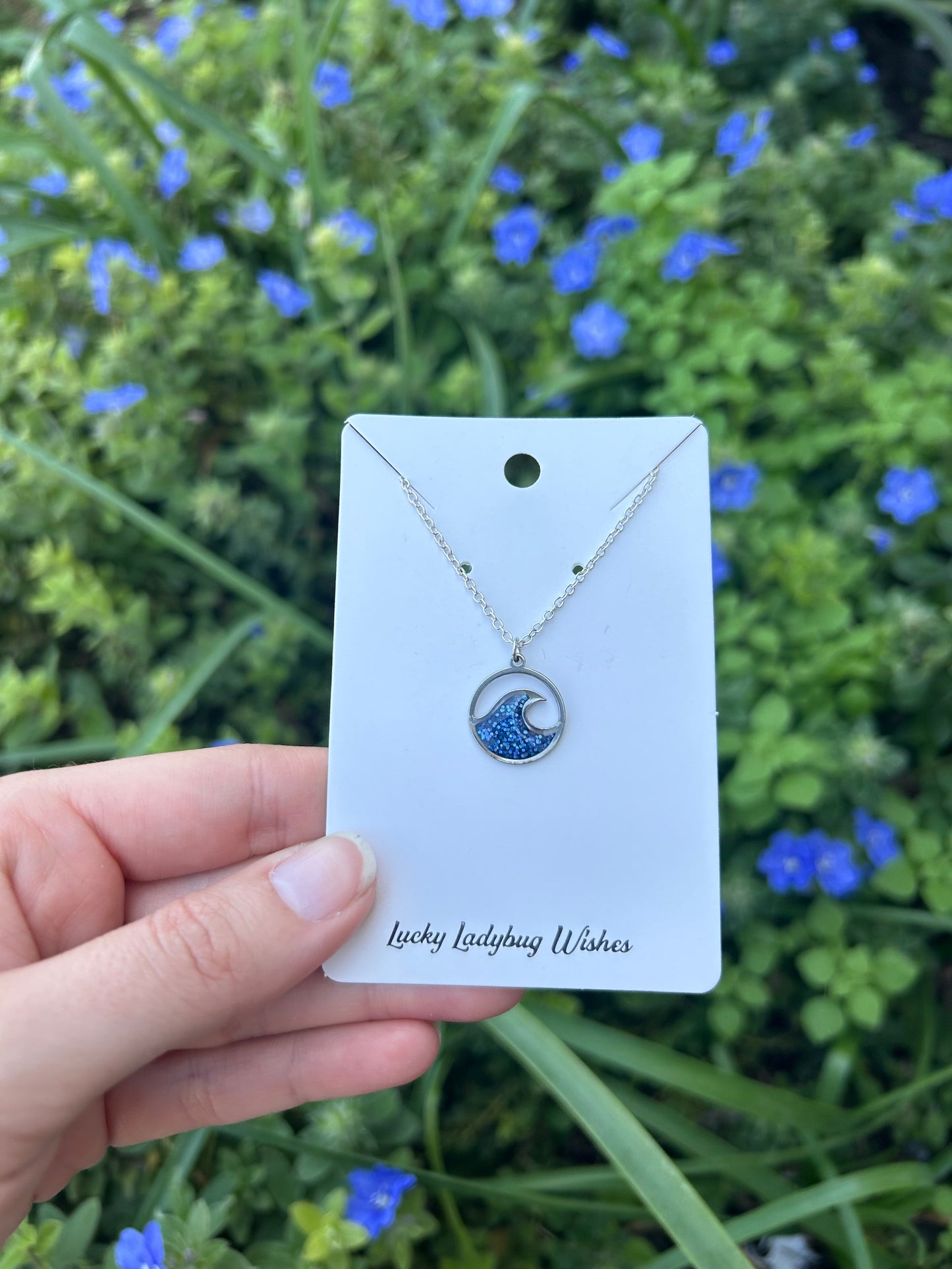 Wave necklace
