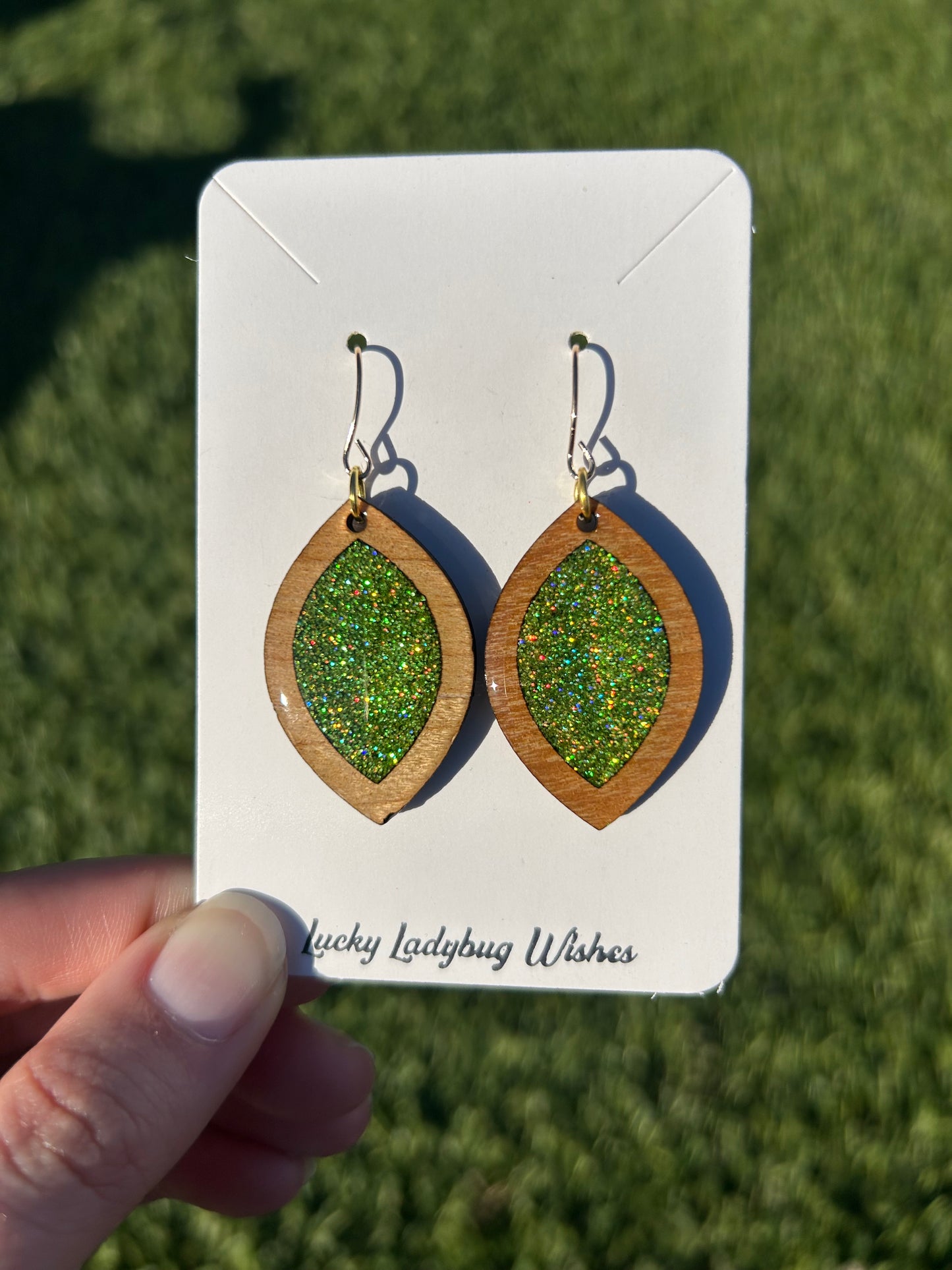 Fine Grass Green holographic glitter
