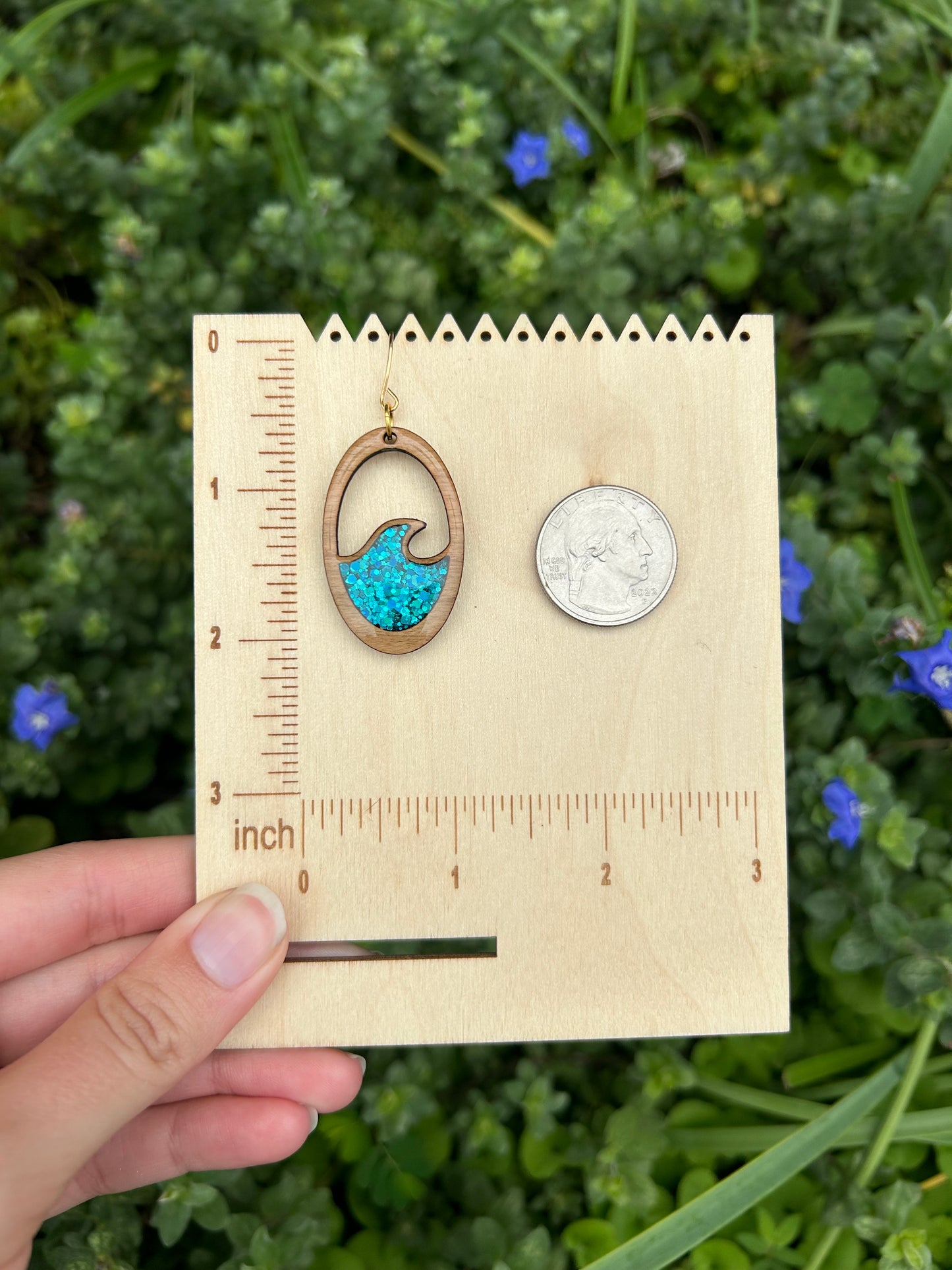 Oval wave wooden earrings