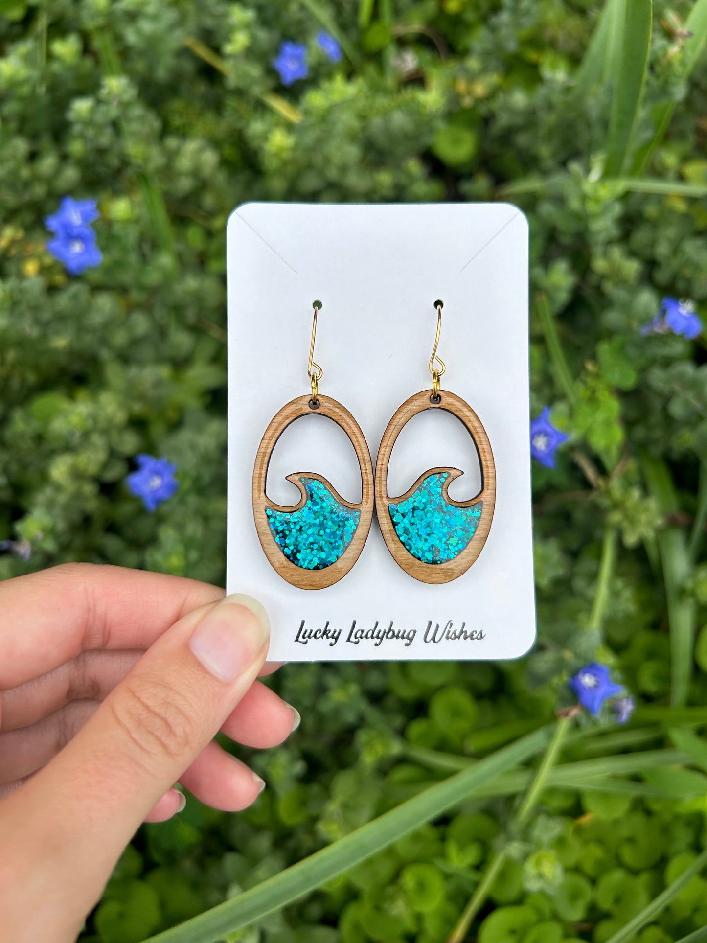 Oval wave wooden earrings