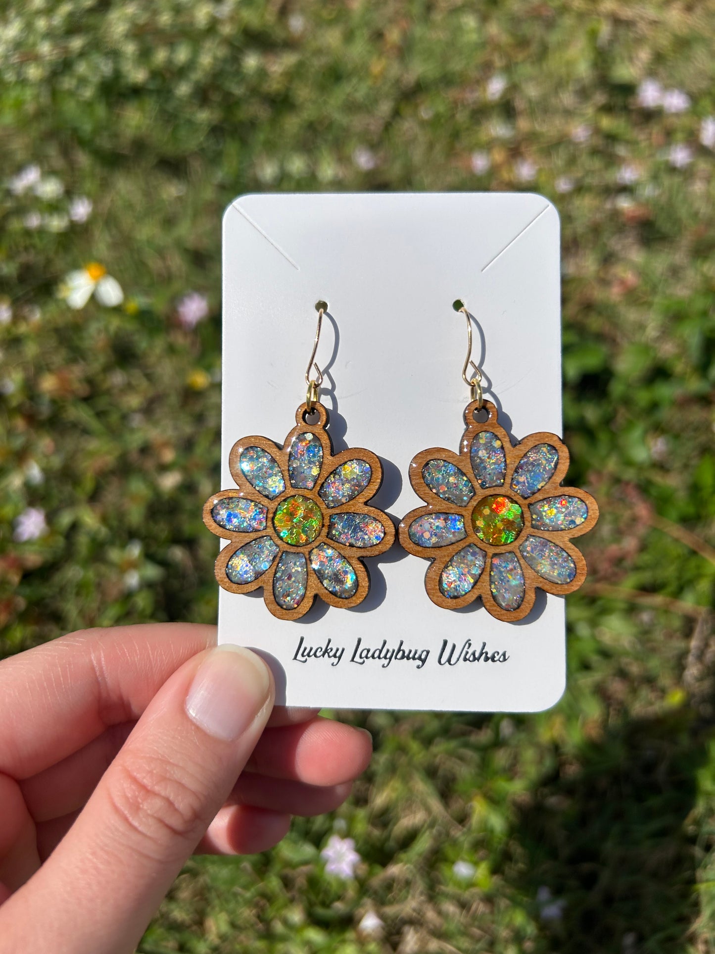 Daisy wooden earrings