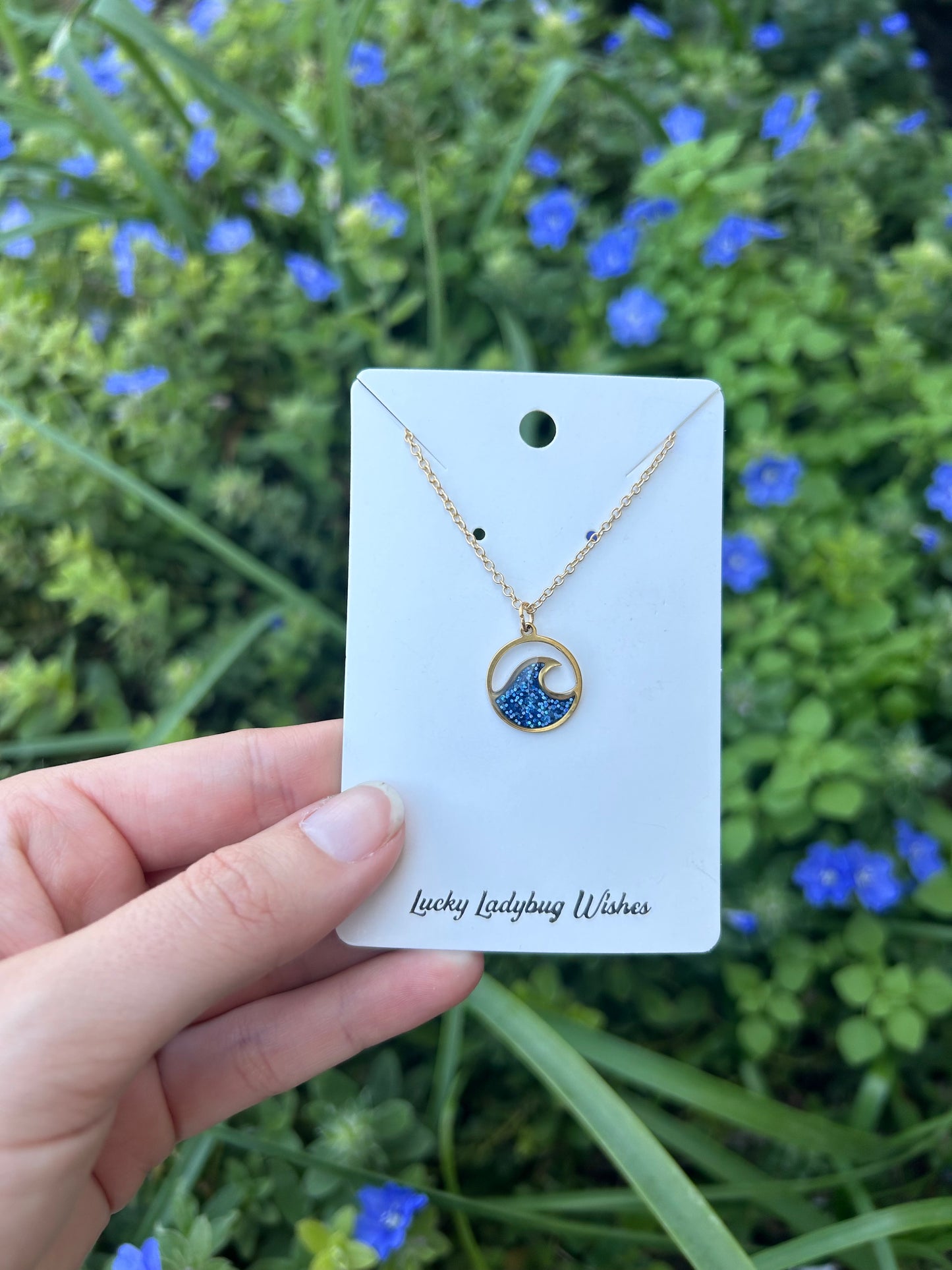 Wave necklace