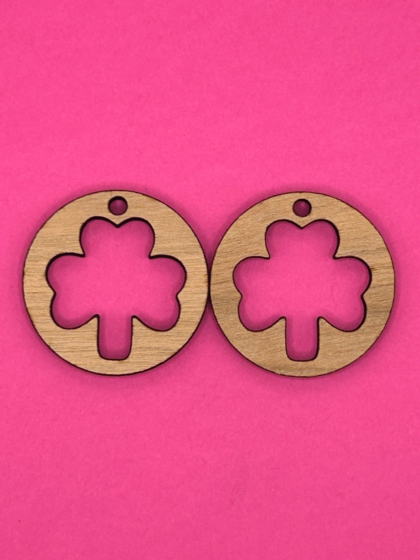 Blank hoop clover wooden bezels