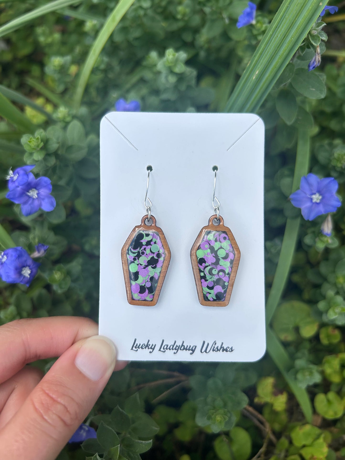 Coffin earrings