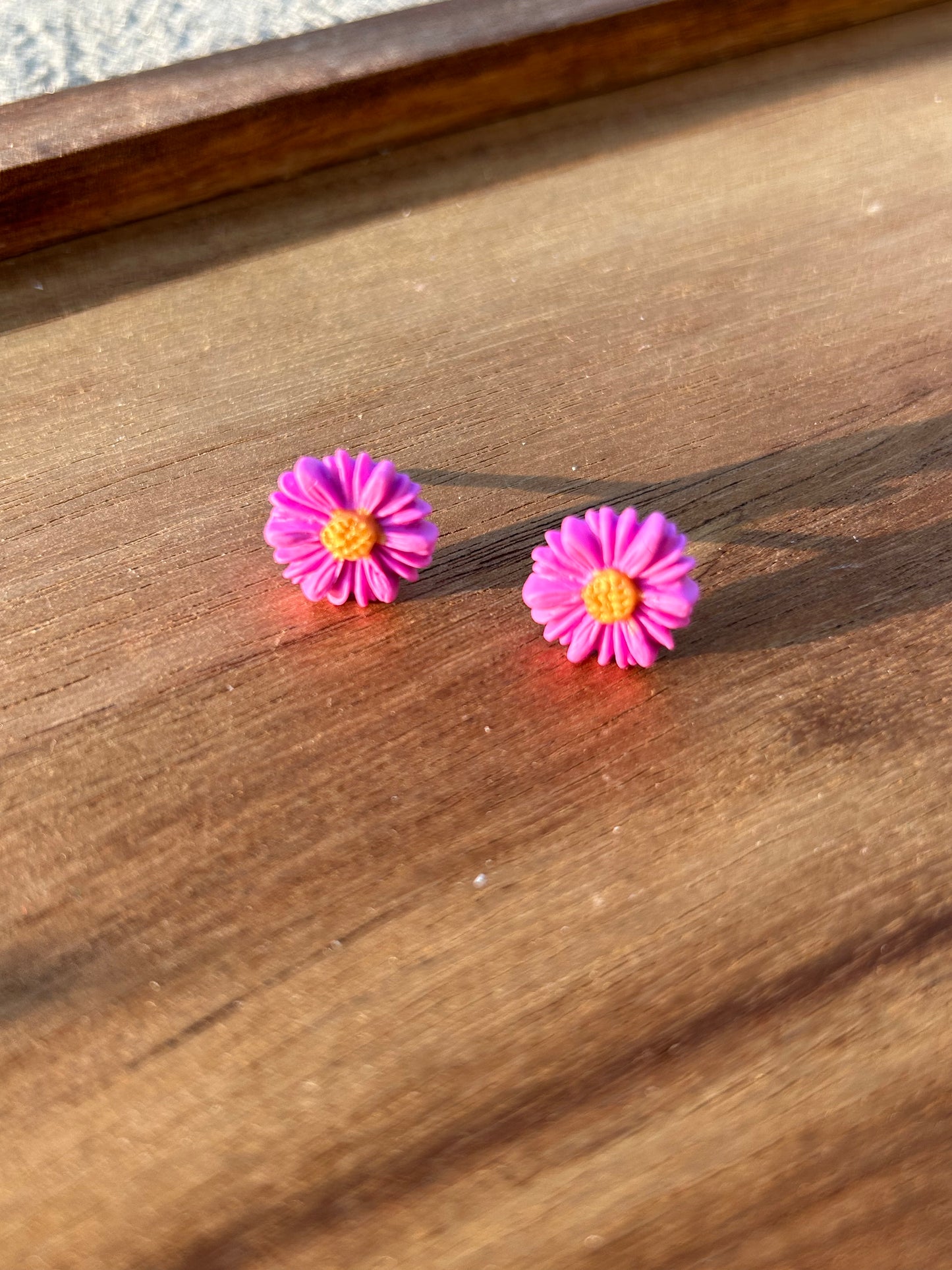 Daisy studs
