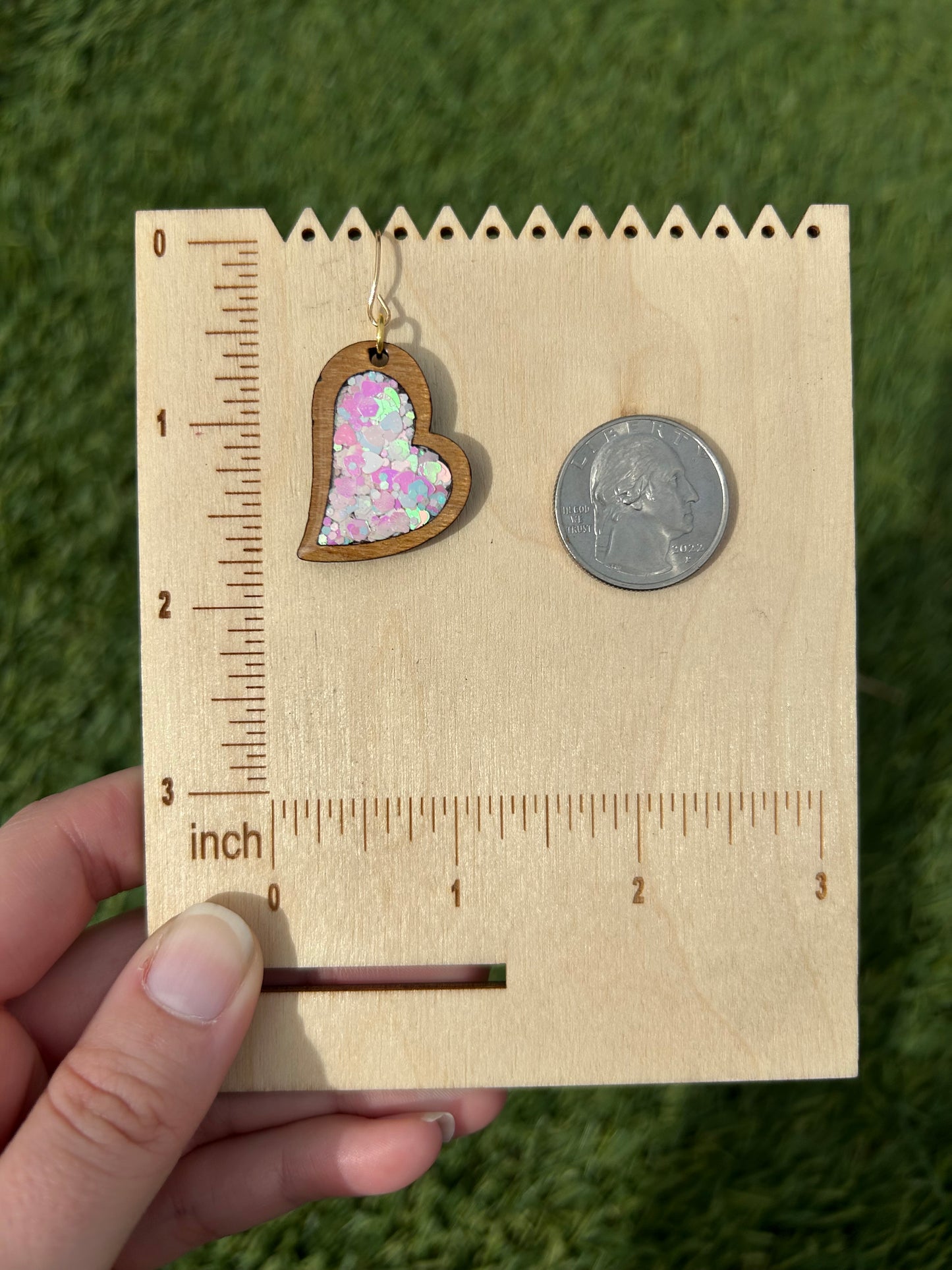 Curved heart earrings