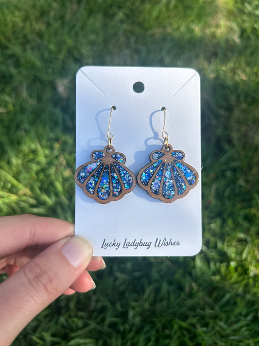Shells wooden earrings