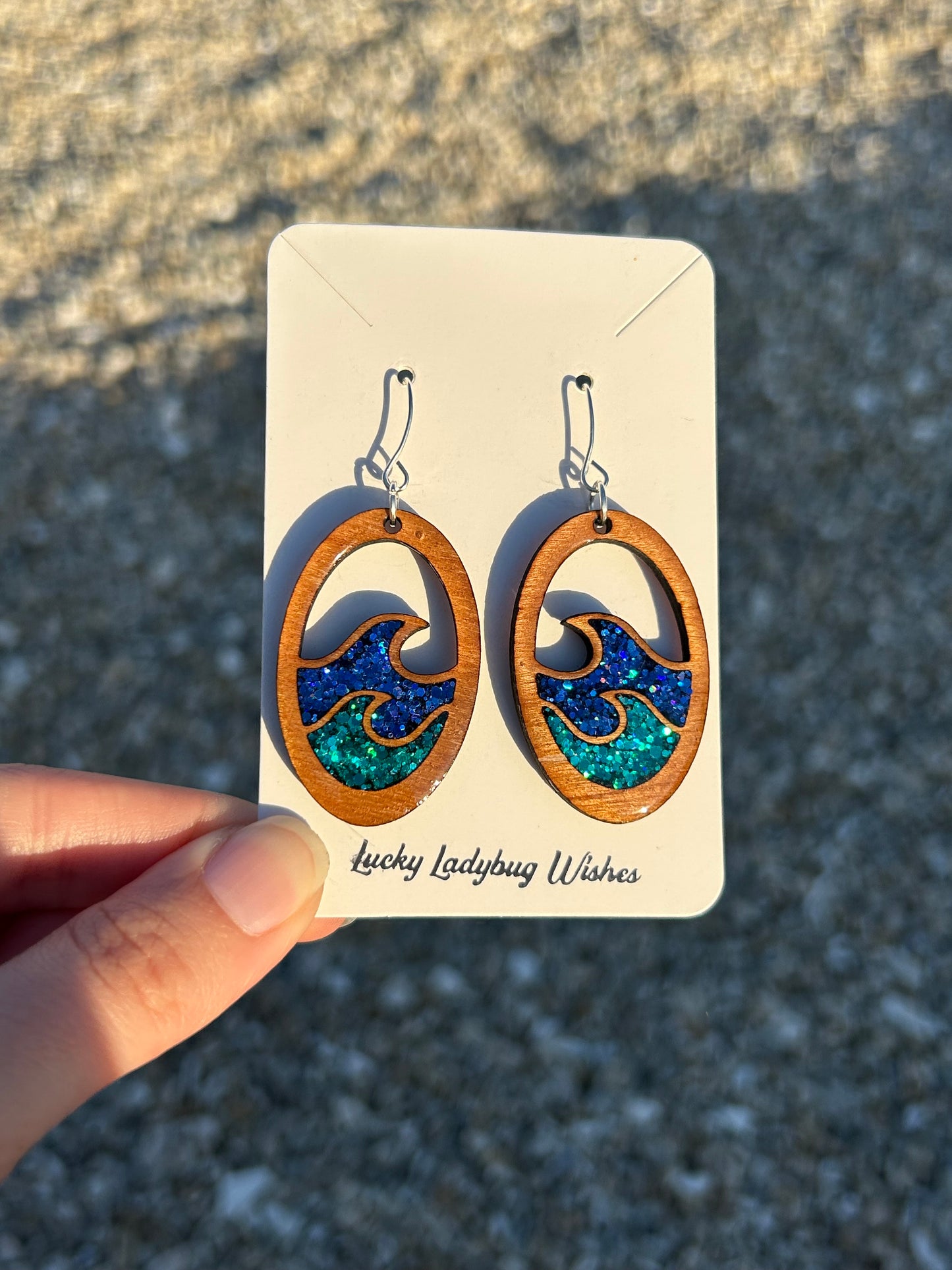 Double wave oval earrings