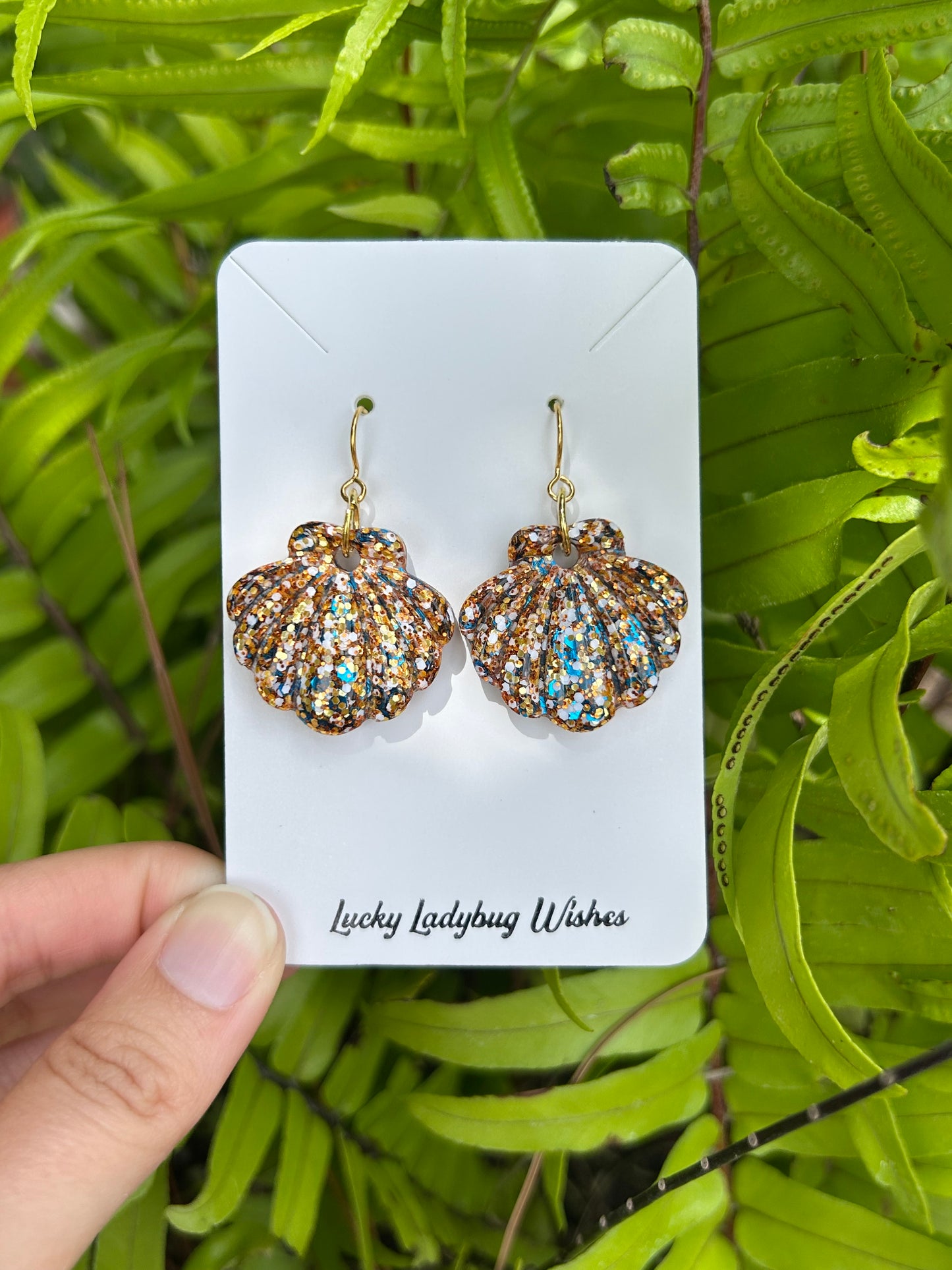 Shell earrings