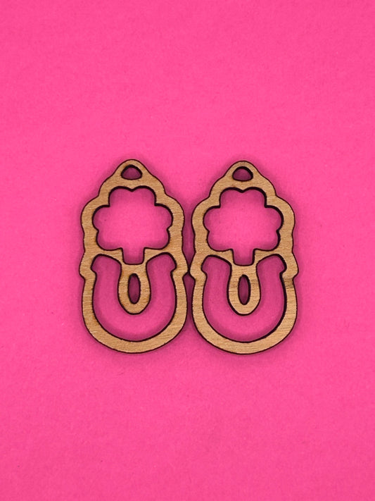 Blank clover horseshoe stack wooden bezels