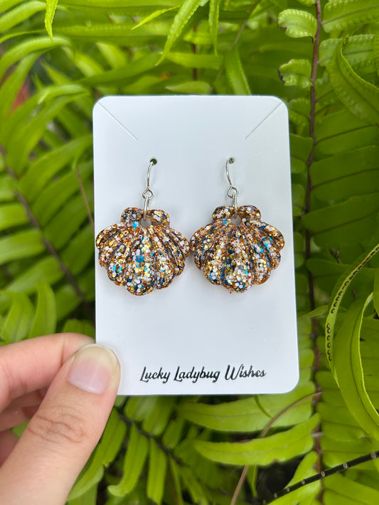 Shell earrings