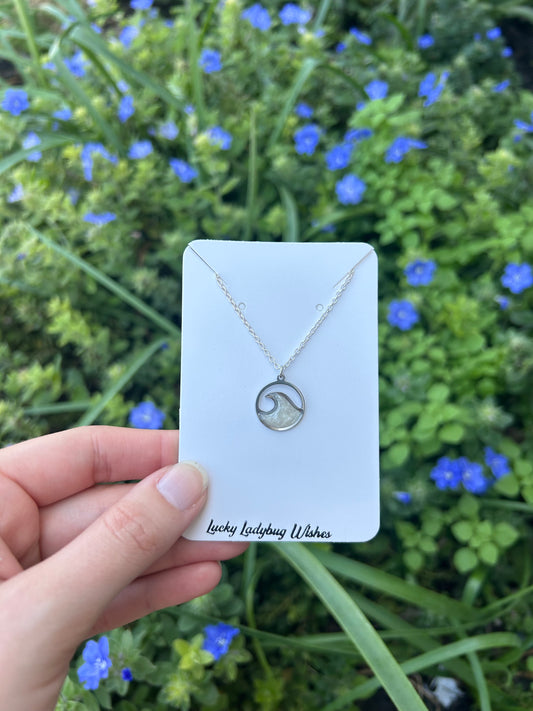 Wave necklace