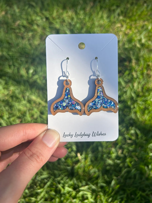 Whale tail wooden earrings