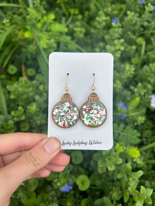 Wooden ornament earrings
