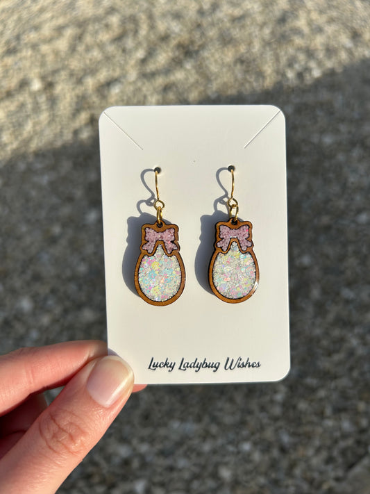 Bow Egg earrings