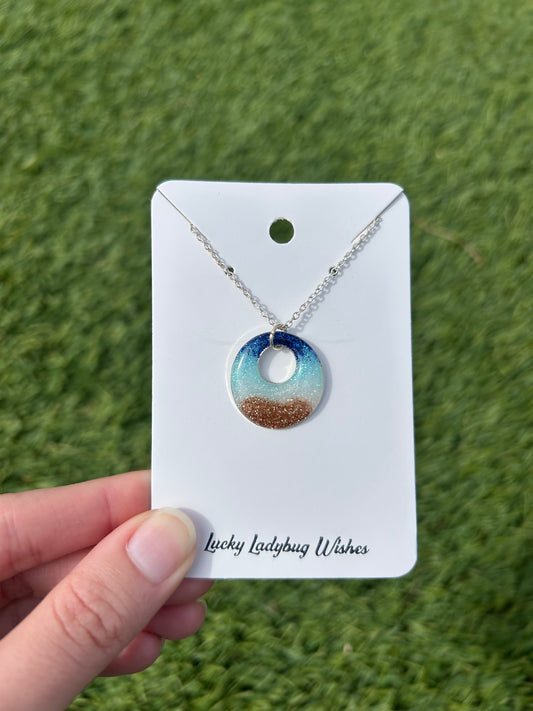 Horizon necklace