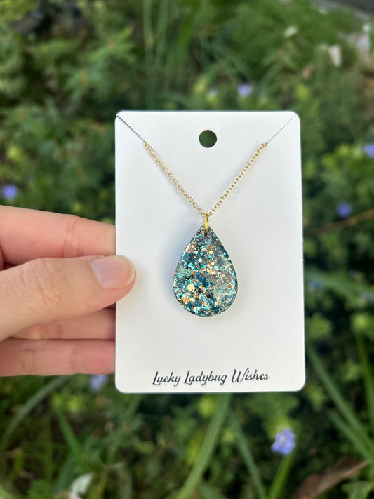 Cleo necklace