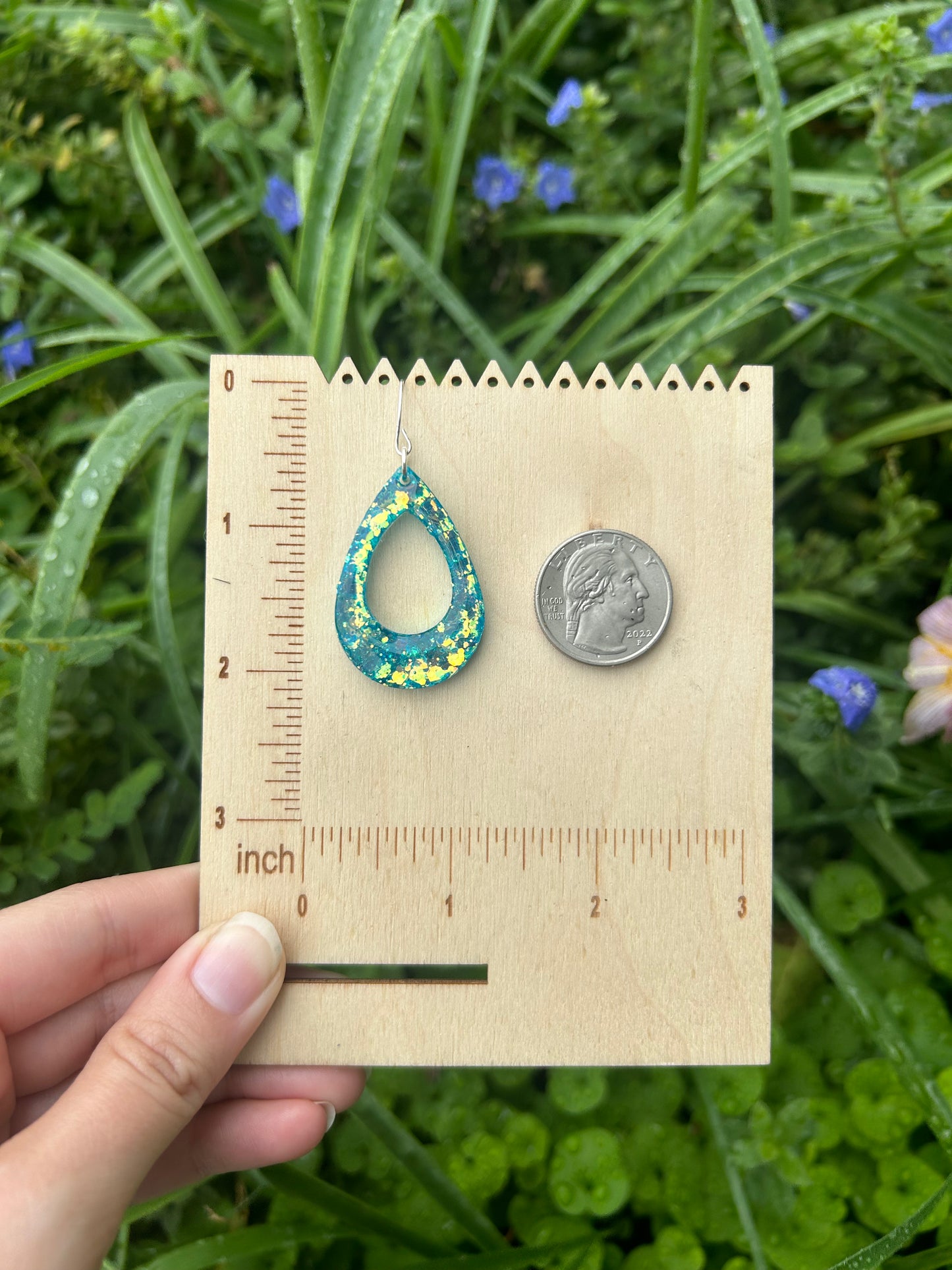 Small Iris earrings