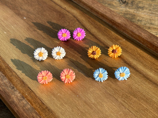 Daisy studs